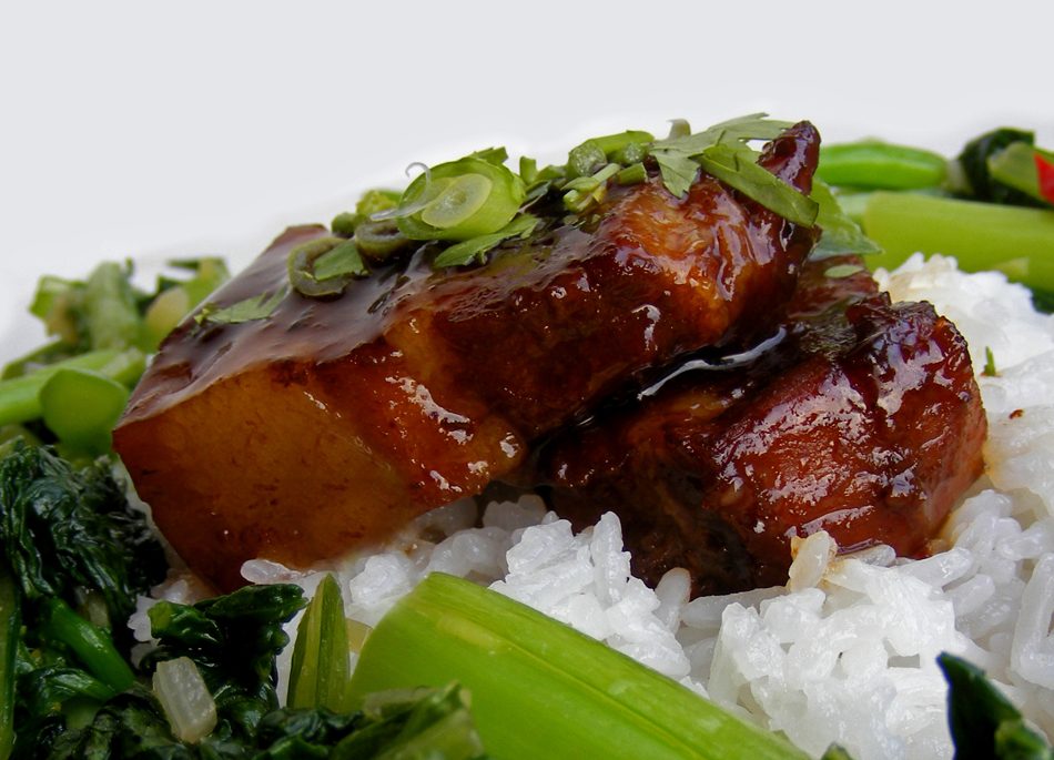 Mao-Style Red-Braised Pork Belly (毛氏红烧肉)